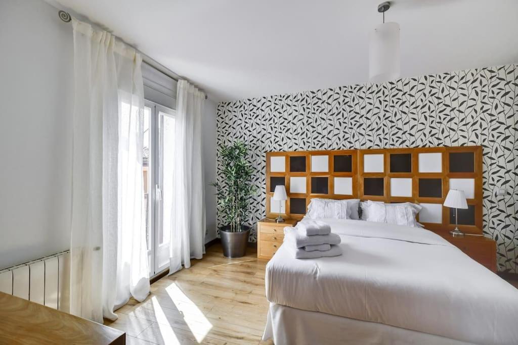 Big Stylish And Modern Apartment In Madrid Centre Dış mekan fotoğraf